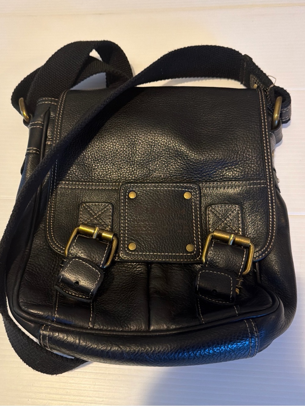 Fossil Women's Handbag Purse Black Pebbled Leather Messenger Crossbody Bag